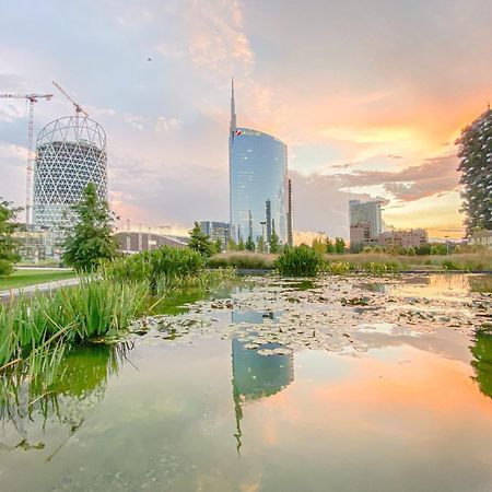 Paoli Suite Bosco Verticale - 15 Min From Duomo Milan Bagian luar foto