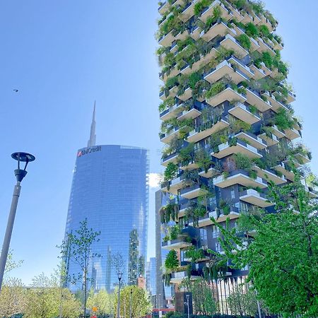 Paoli Suite Bosco Verticale - 15 Min From Duomo Milan Bagian luar foto